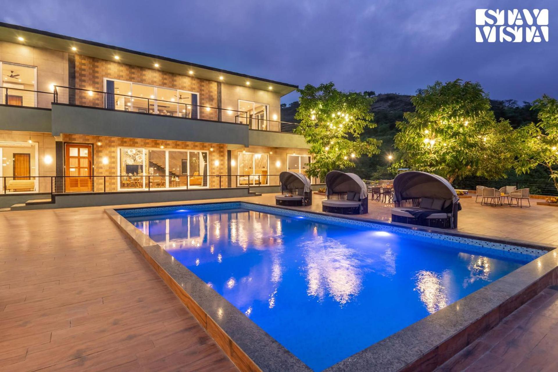 Stayvista At La Nirvana With Pool, Music Speaker & Indoor-Outdoor Game Lonavala Εξωτερικό φωτογραφία