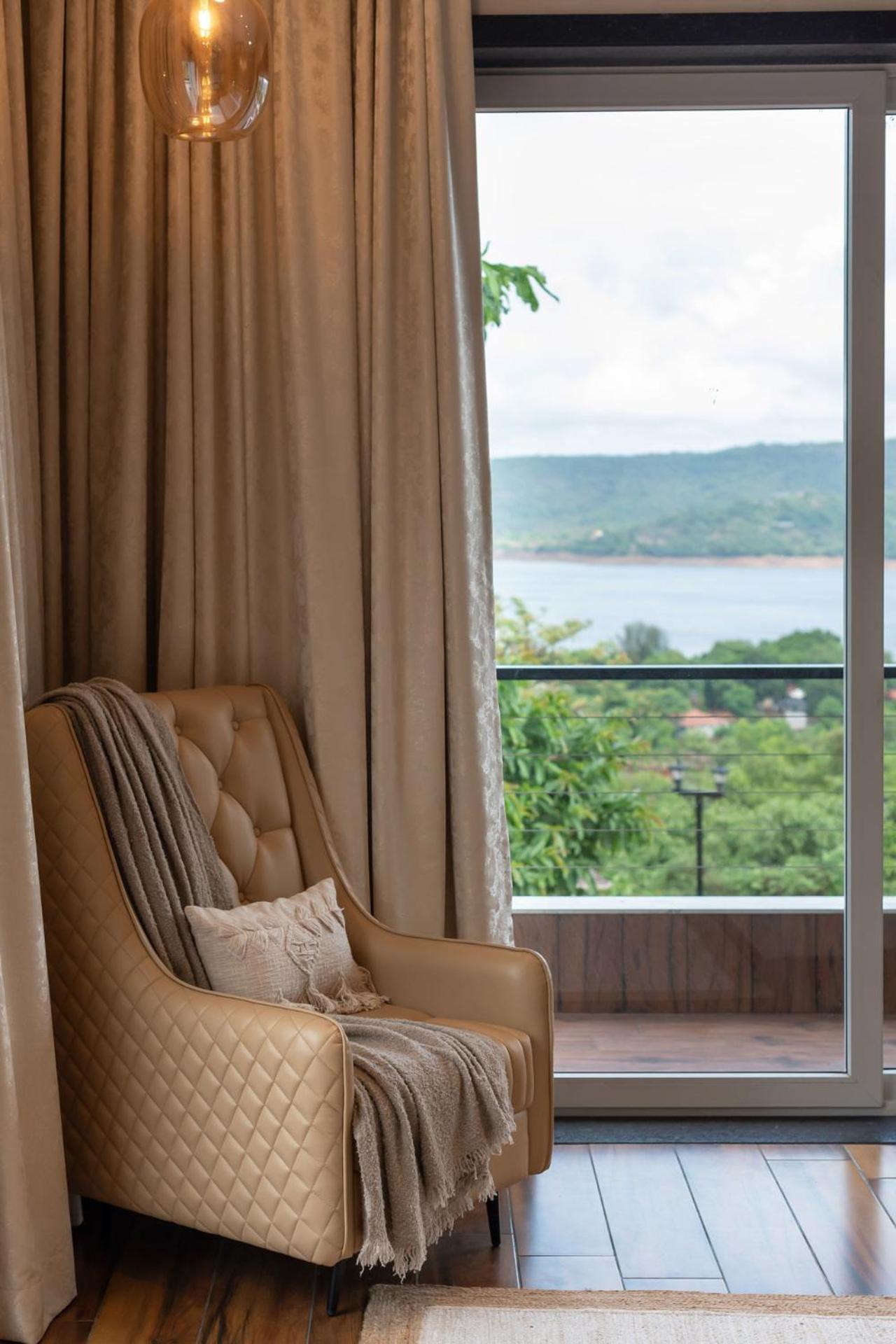 Stayvista At La Nirvana With Pool, Music Speaker & Indoor-Outdoor Game Lonavala Εξωτερικό φωτογραφία