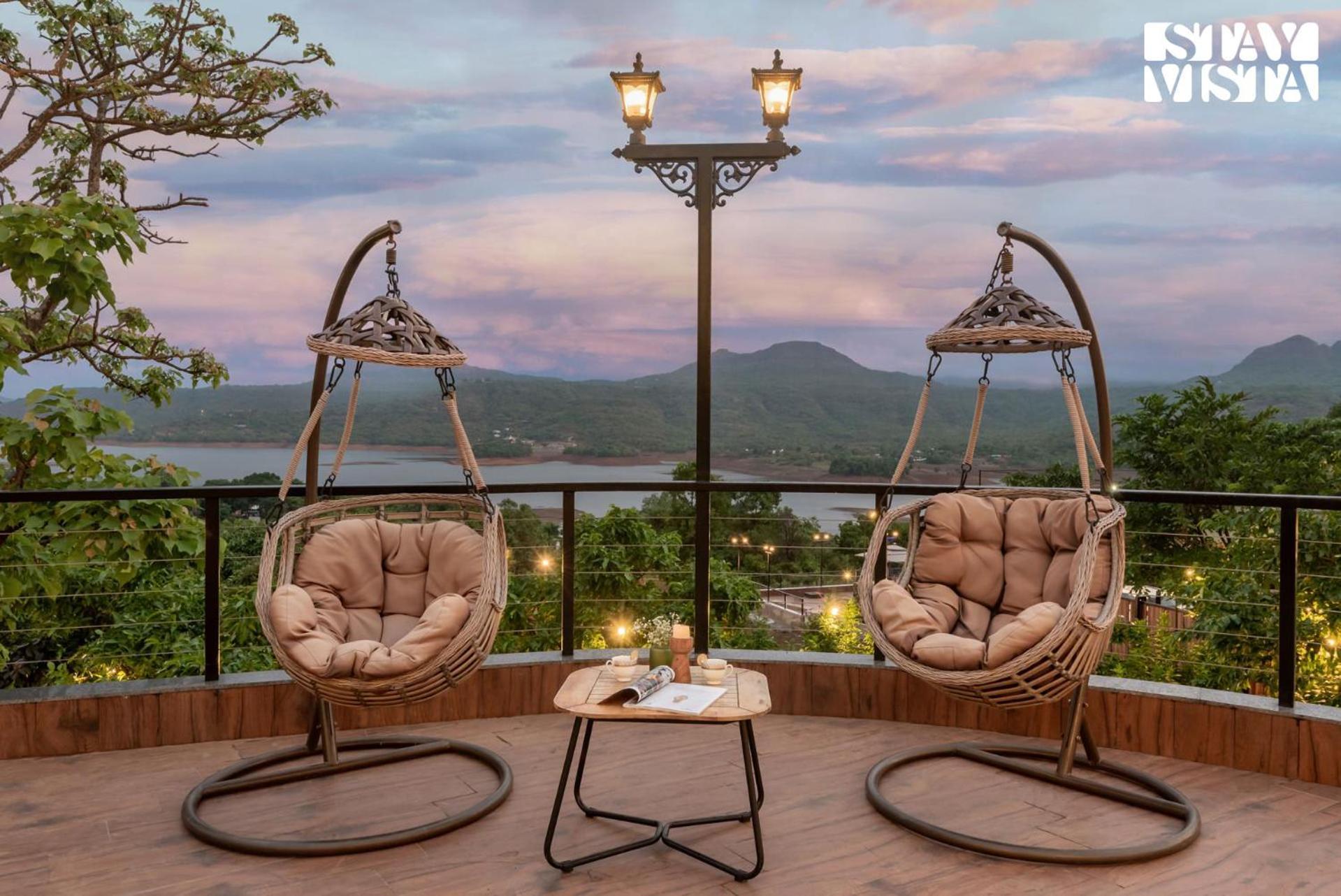 Stayvista At La Nirvana With Pool, Music Speaker & Indoor-Outdoor Game Lonavala Εξωτερικό φωτογραφία